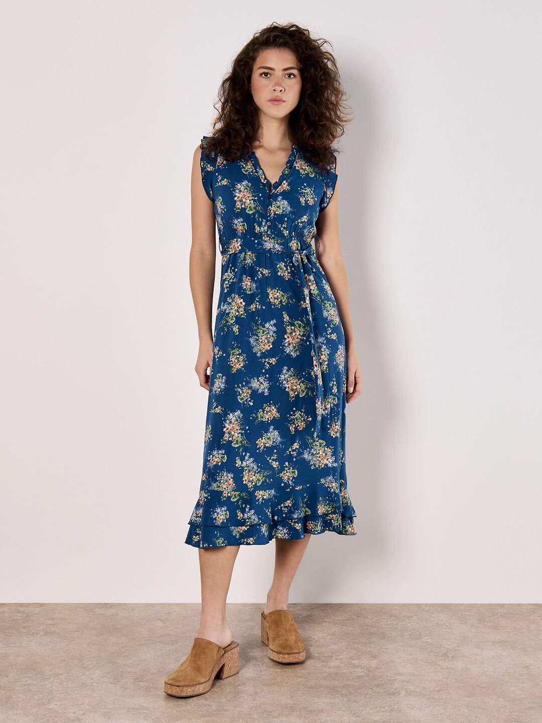 Ditsy Floral Print Midi Dress